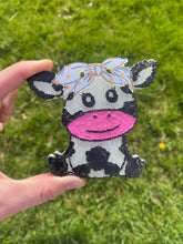 Load image into Gallery viewer, Cow with Bow Mold
