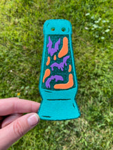 Load image into Gallery viewer, Bat Lava Lamp Mold
