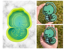 Load image into Gallery viewer, Seahorse Freshie Silicone Mold, easy to decorate freshie molds, freshie making supplies, animal freshie mold, bestselling freshie molds
