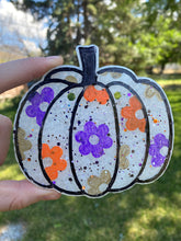 Load image into Gallery viewer, Flower Floral Pumpkin Freshie
