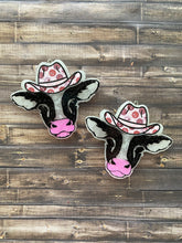 Load image into Gallery viewer, Valentine Cows with Cowboy Hat Vent Clip Freshie
